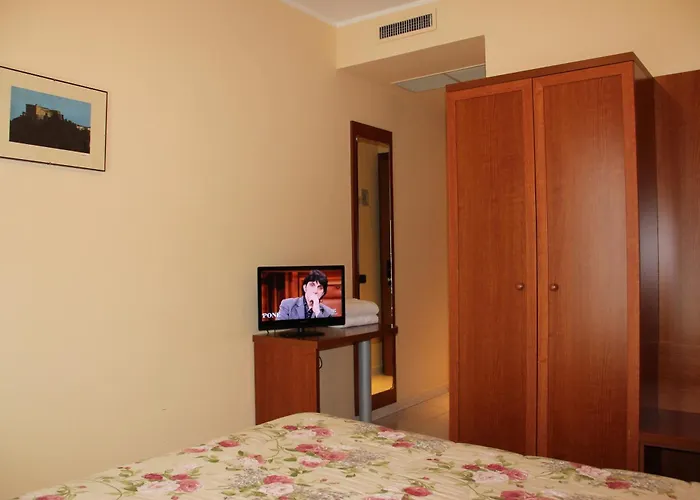 Demy Hotel
